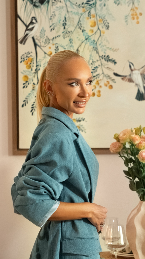 The most popular residence in Gardens of Eden 🦜 May’s pick — a rare two-bedroom residence in Phase...